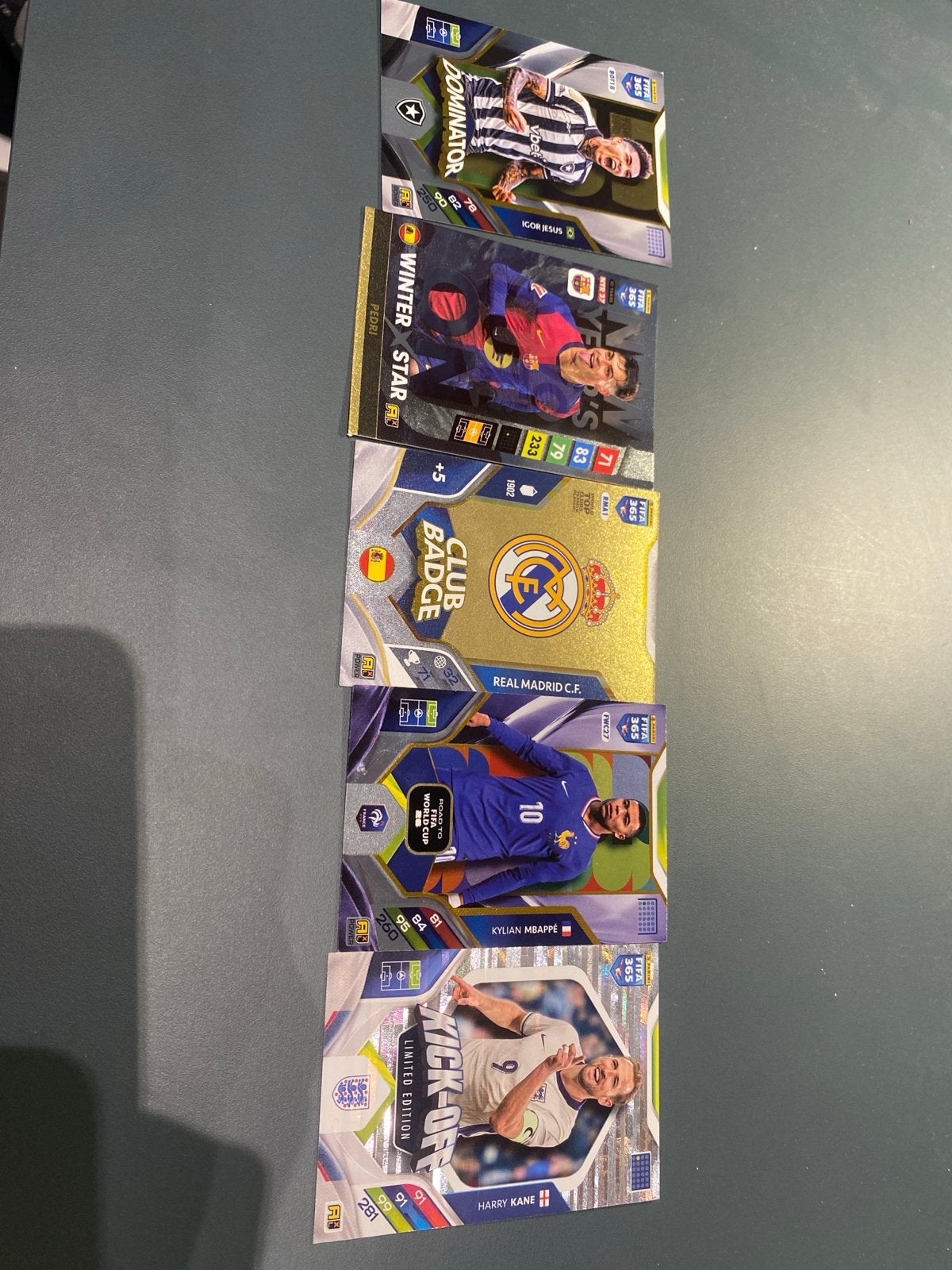 FIFA 365 Voetbal Kaarten: Mbappé, Kane, Pedri, Igor Jesus, Ophalen, Gebruikt, Buitenlandse clubs, Spelerskaart