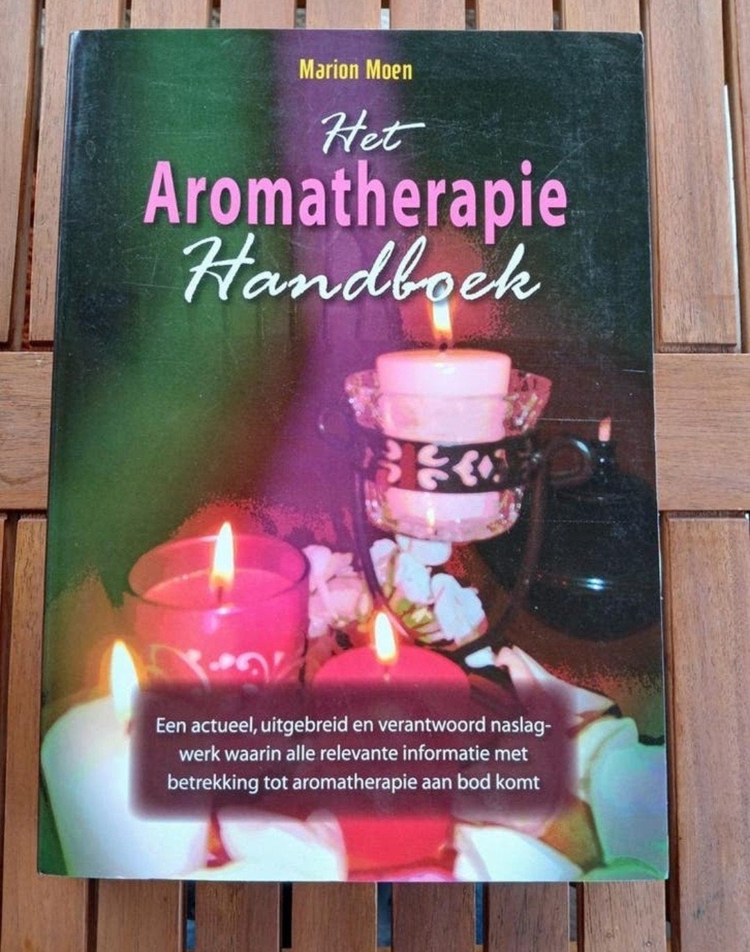 Het Aromatherapie Handboek - Marion Moen VASTE PRIJS ZGAN, Boeken, Marion Moen, Ophalen of Verzenden, Zo goed als nieuw, Instructieboek