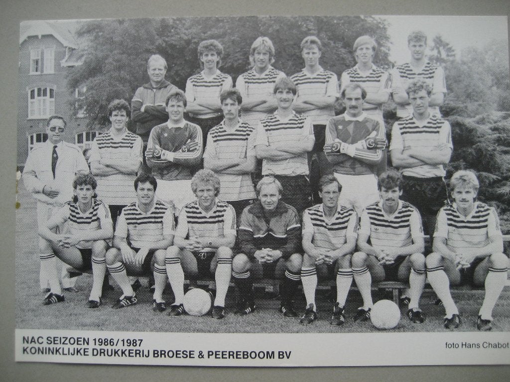 Elftalfotokaart van NAC 1986-1987 in zwart-wit, Ophalen of Verzenden, Nieuw, NAC Breda, Spelerskaart