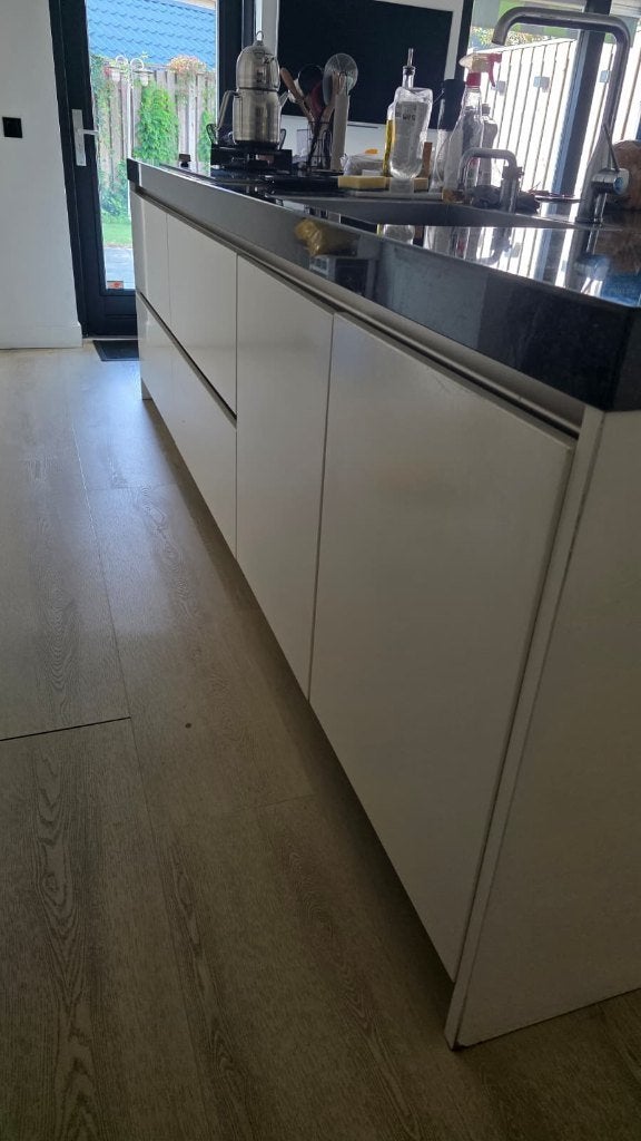 Foto 5 van KEUKEN MET KOOKEILAND, GRANIETEN WERKBLAD