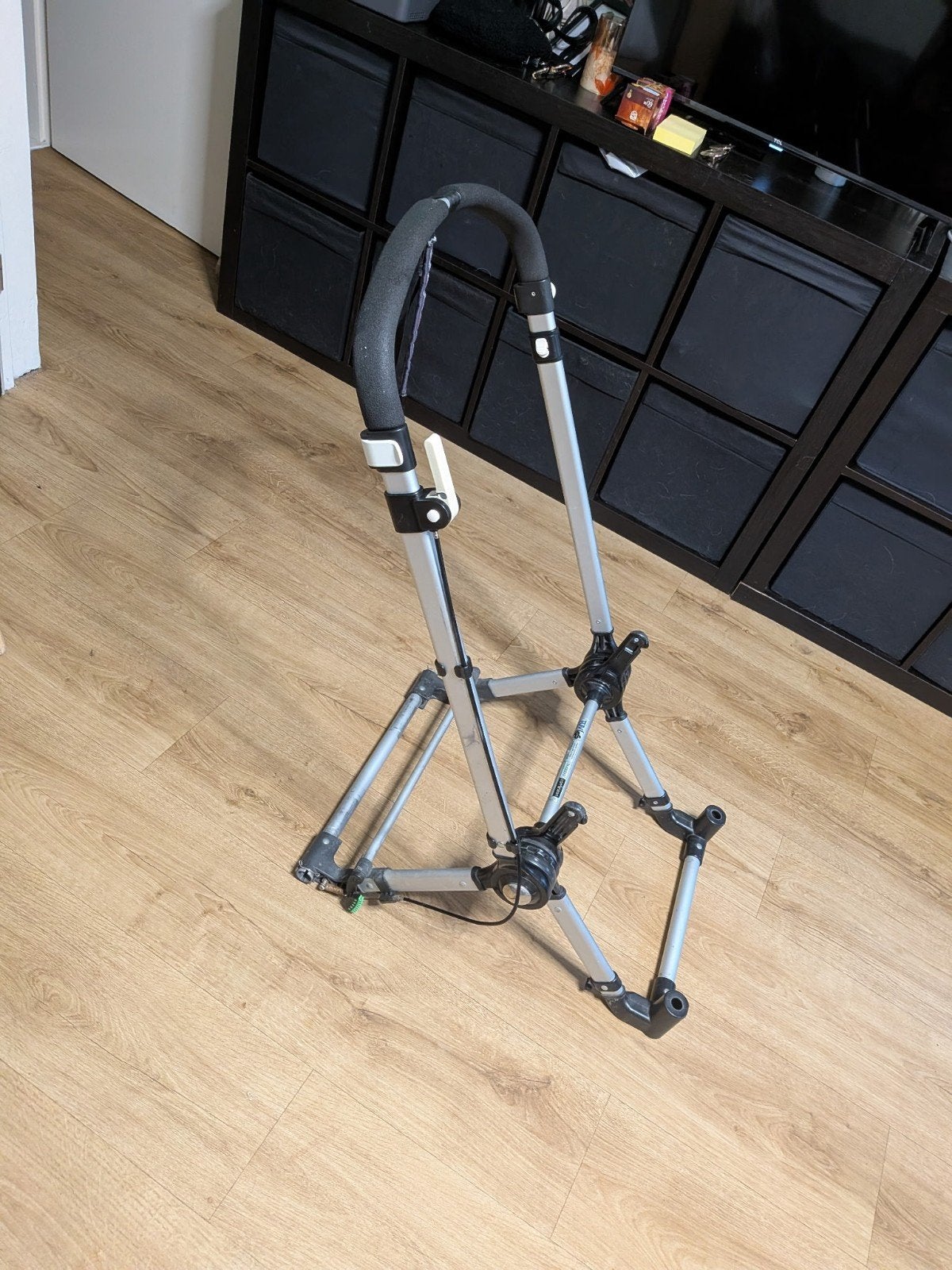 Onderstel Bugaboo Cameleon zonder wielen, Kinderen en Baby's, Kinderwagens en Combinaties, Ophalen, Gebruikt