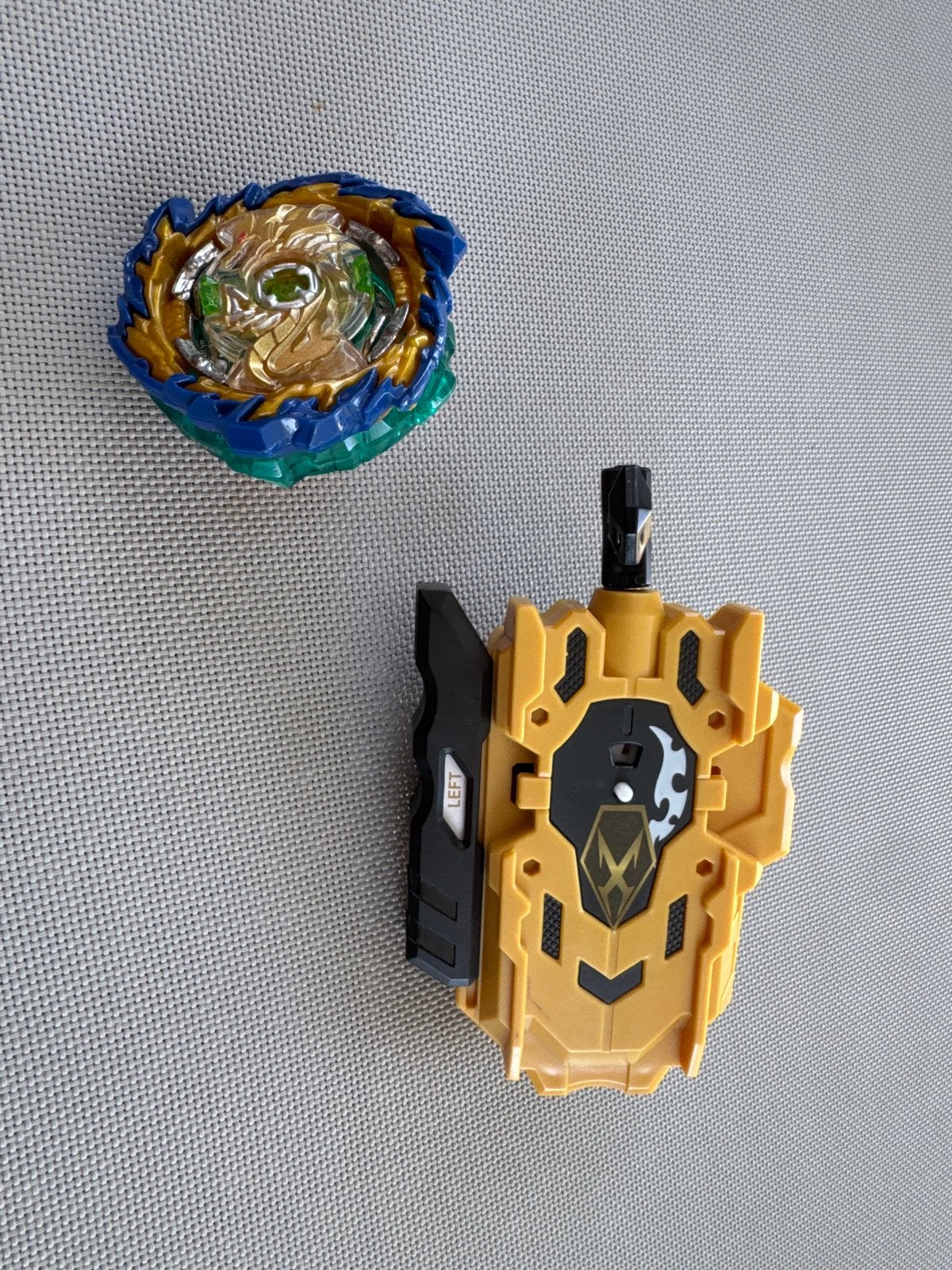 Beyblade Burst met Launcher - Zo goed als nieuw, Kinderen en Baby's, Speelgoed | Overig, Ophalen, Zo goed als nieuw, Jongen of Meisje