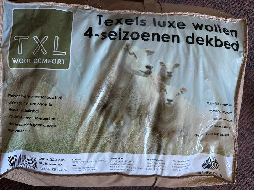 Texels wol 4-seizoenen dekbed 220 x 240 - zo goed als nieuw, Ophalen, Lits-jumeaux, Vochtregulerend, Beige