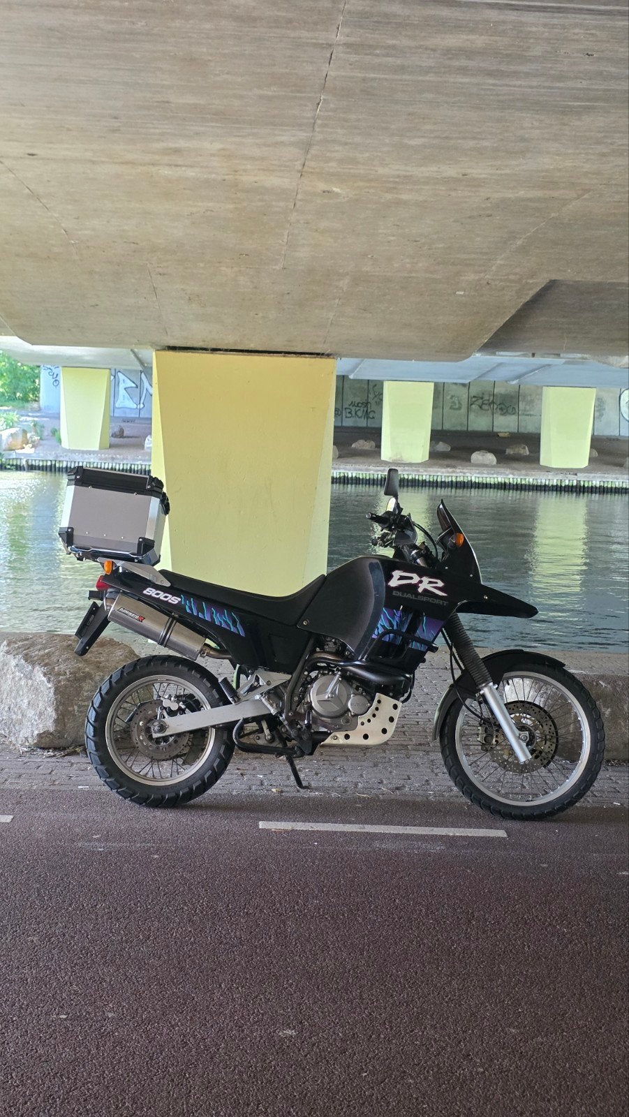 Suzuki dr 800, Ophalen of Verzenden, Gebruikt