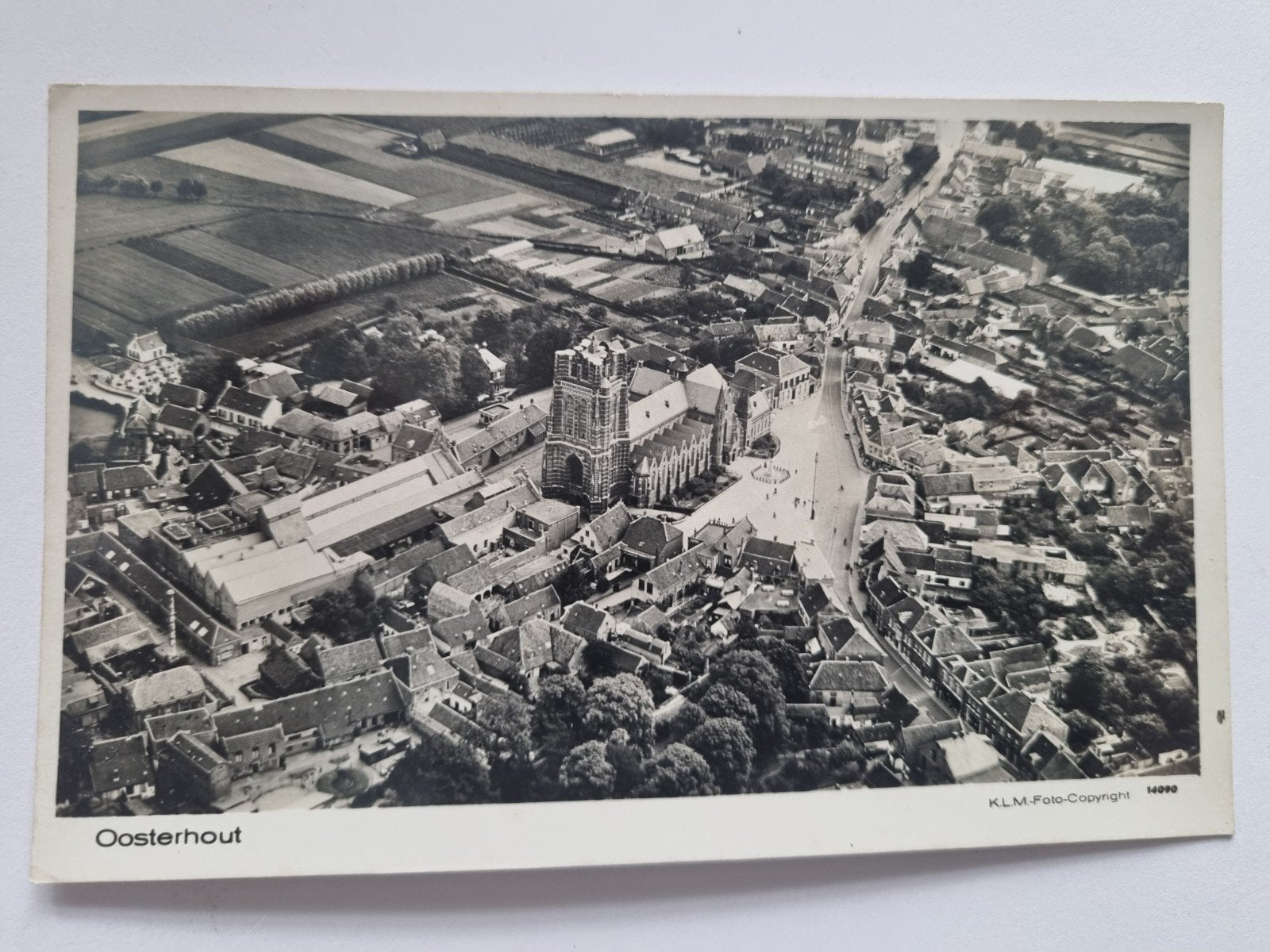 Oosterhout - Luchtfoto - KLM - met oa Kerk, Ophalen of Verzenden, 1920 tot 1940, Ongelopen, Noord-Brabant