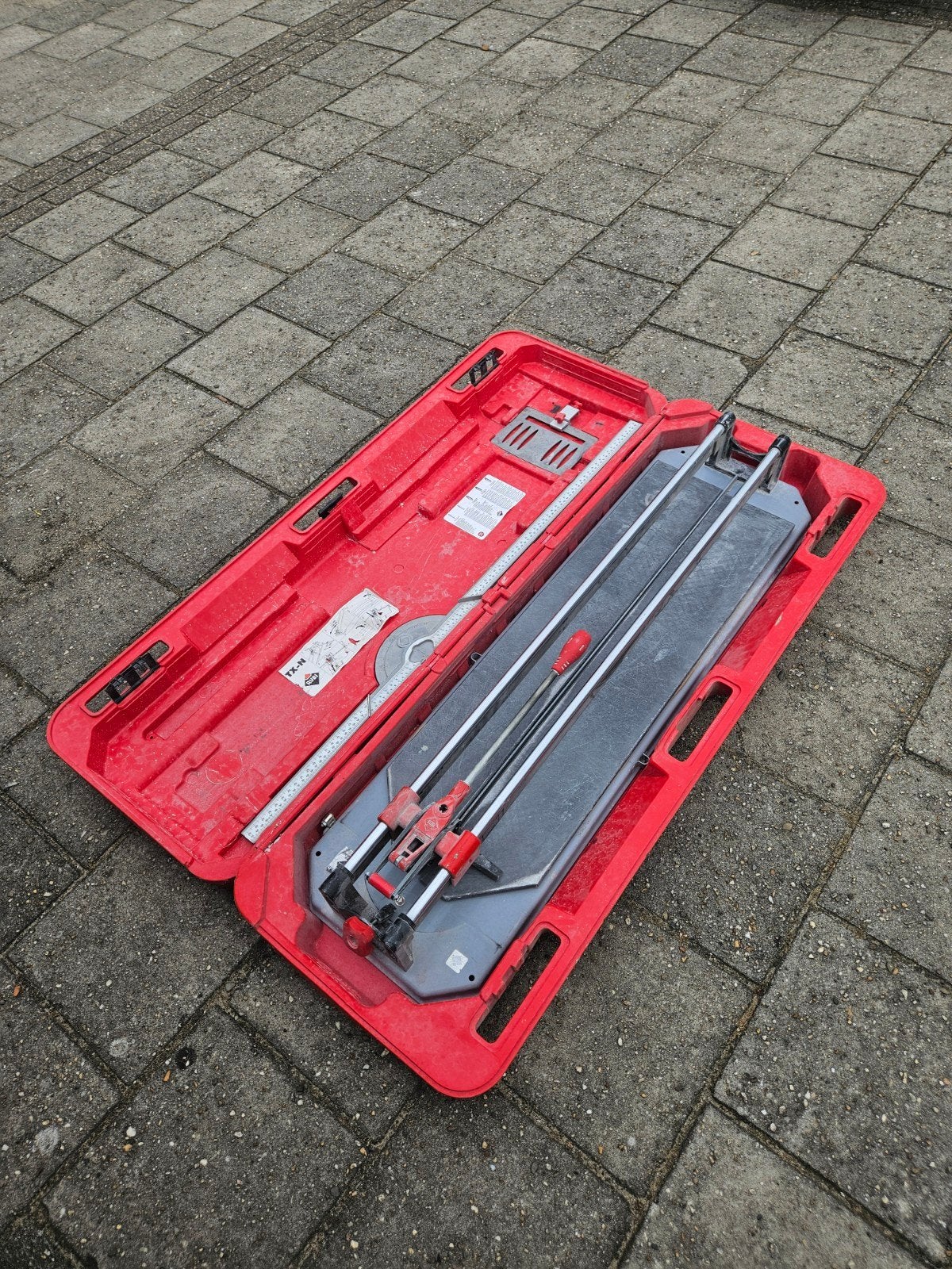 Rubi TX-900-N tegelsnijder - Professioneel en nauwkeurig, Doe-het-zelf en Verbouw, Gereedschap | Handgereedschap, Ophalen, Gebruikt