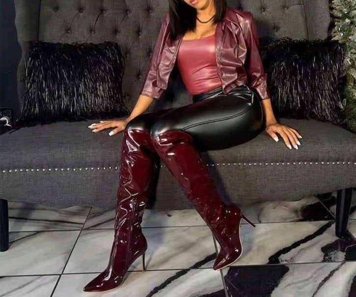 Prachtige Bordeaux Knielaarzen, tm 47!, Verzenden, Nieuw, Hoge laarzen