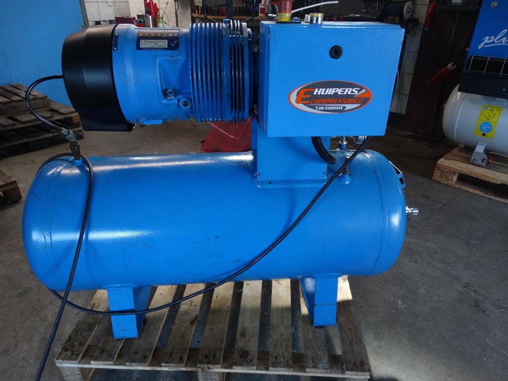 HYDROVANE 4KW   600l. per min., Minder dan 25 liter, Ophalen of Verzenden, Zo goed als nieuw, 200 tot 400 liter/min