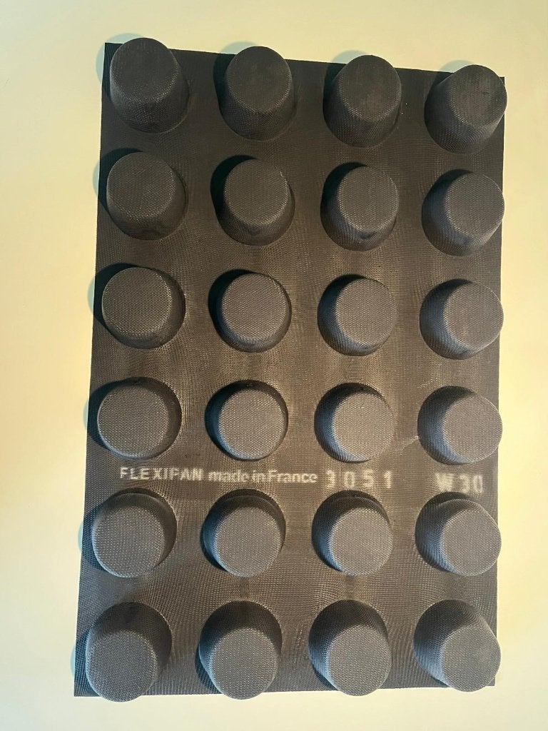 Demarle flexipan; 3051; 24 muffins, Ophalen of Verzenden, Nieuw, Taarten of Cupcakes, Bakvorm