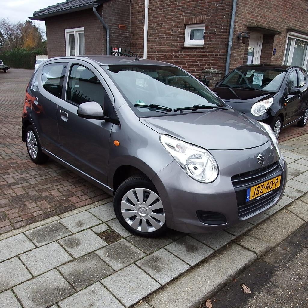 Suzuki Alto 1.0 Aut. 2013 Grijs airco grote beurt en apk, 4 stoelen, Bedrijf, 100 kg, 3 cilinders