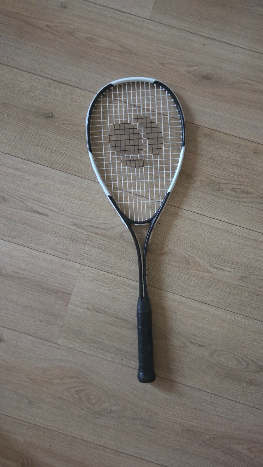 Artengo SR100 Squash Racket - Zo goed als nieuw, Sport en Fitness, Ophalen of Verzenden, Zo goed als nieuw, Racket