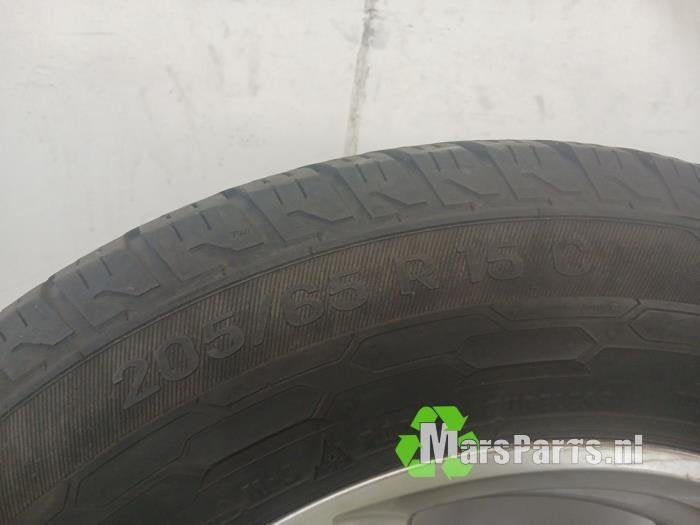 Velgen set + winterbanden van een Peugeot Expert, Gebruikt, -, -, Ophalen of Verzenden