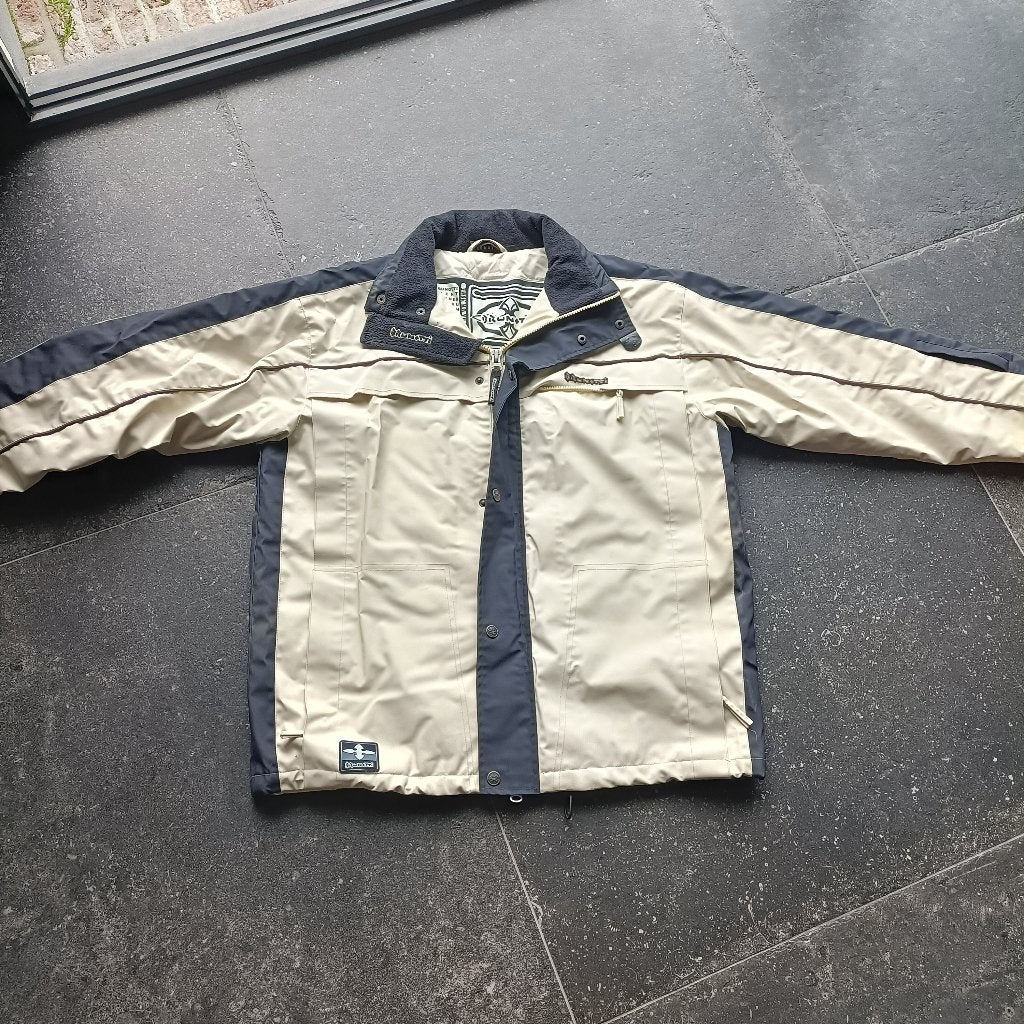Warme ski jas maat L, Kleding | Dames, Ophalen, Maat 42/44 (L), Brunotti, Jack