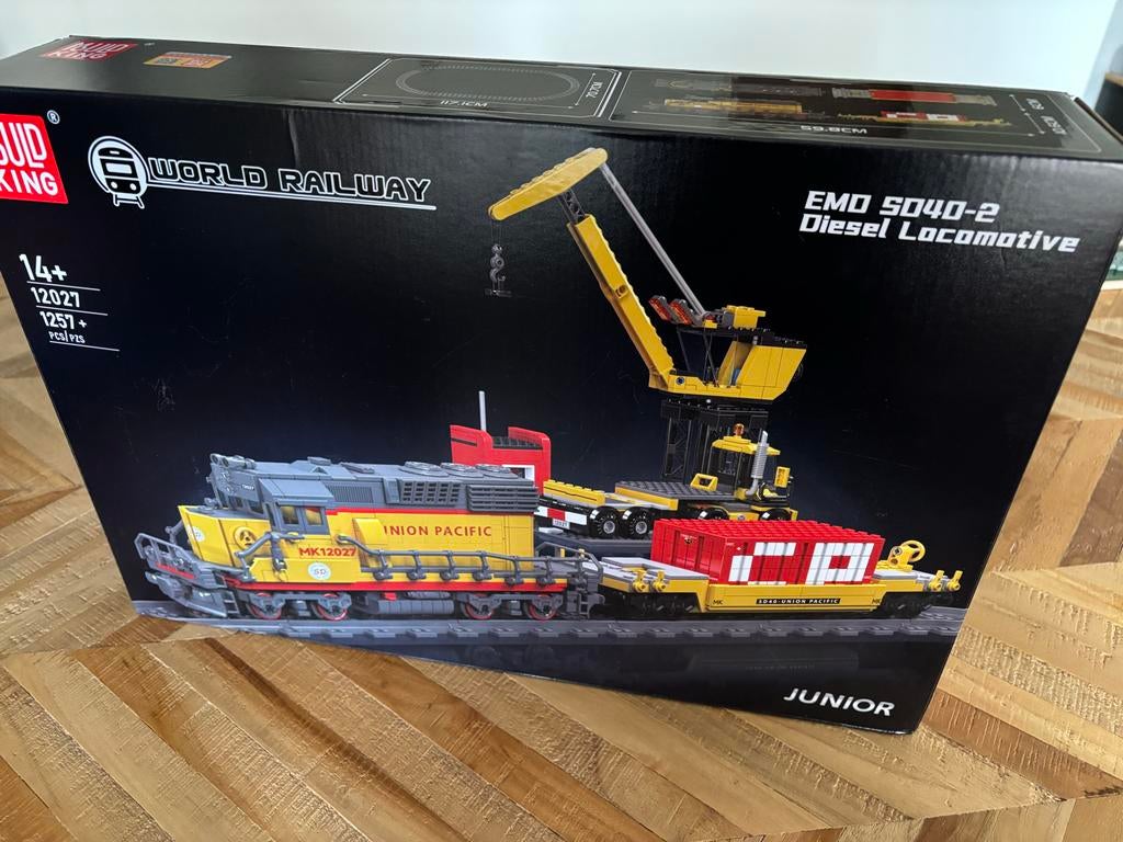 Mould King World Railway EMD SD40-2 Diesellocomotief, Hobby en Vrije tijd, Modelbouw | Auto's en Voertuigen, Overige merken, Nieuw