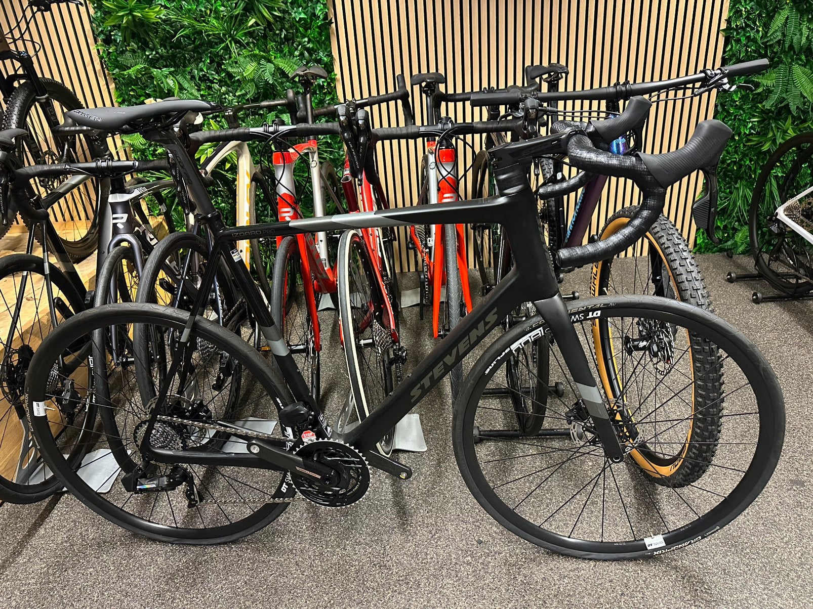 uitverkoop! Nieuwe stevens sram force €2350,-, Fietsen en Brommers, Fietsen | Racefietsen, Carbon, Zo goed als nieuw, Meer dan 20 versnellingen