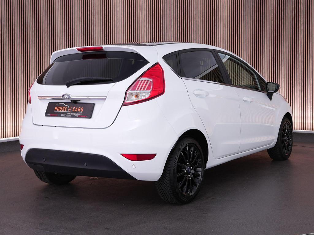 Ford Fiesta 1.0 100pk Titanium |black pack|bluetooth|navigat, Voorwielaandrijving, Electronic Stability Program (ESP), Bedrijf