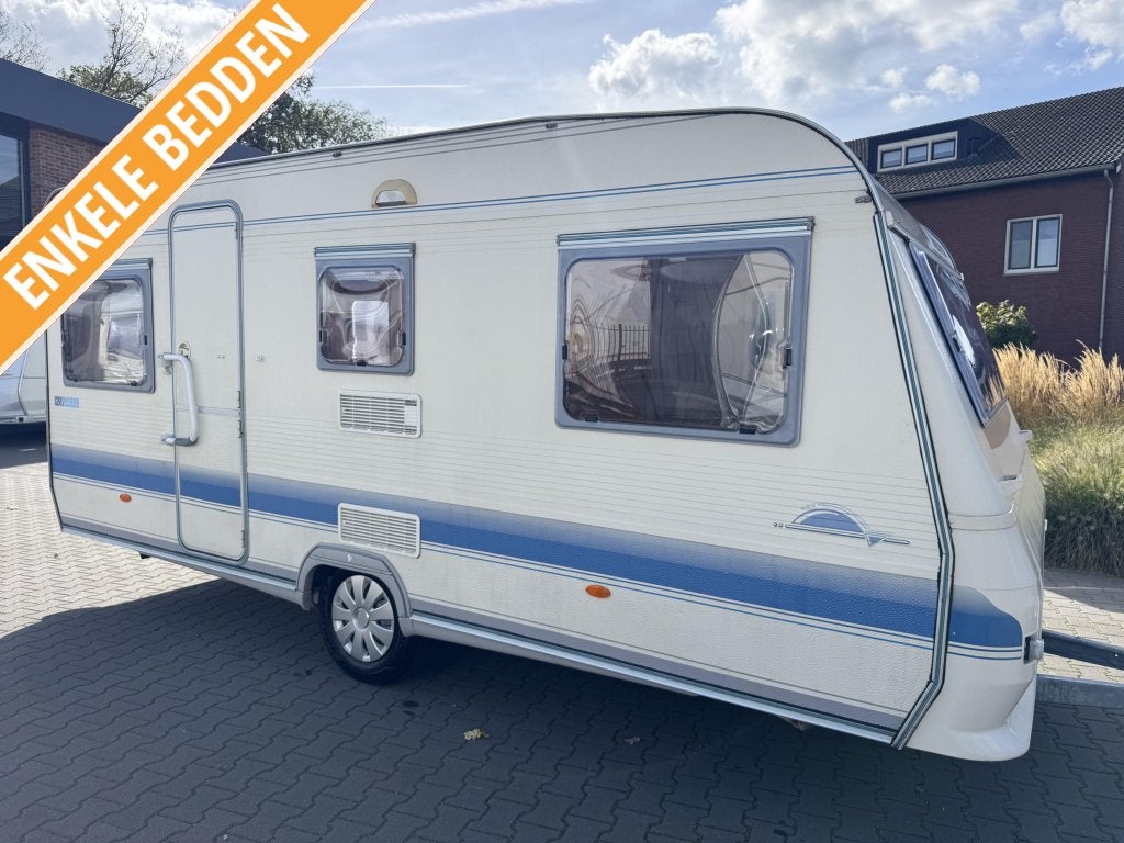 Adria Unica B 462 LU / enkele bedden / Bovag 26 / voortent, Caravans en Kamperen, Rondzit, Bedrijf, 750 - 1000 kg, Adria