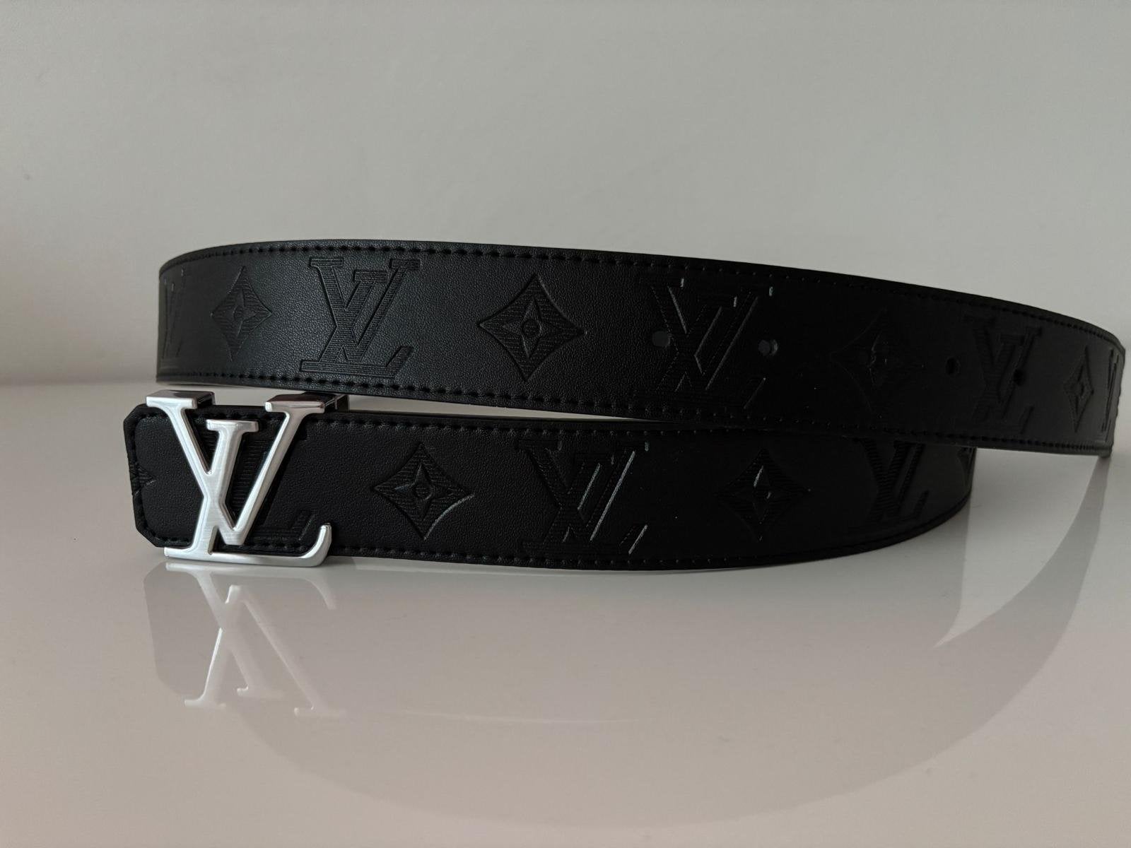 Louis Vuitton leren riem maat 125/50 nieuw, Ophalen, Zo goed als nieuw, Zwart, Echt leder