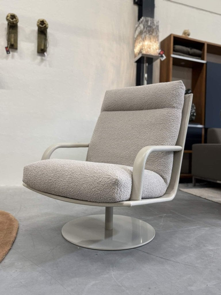 Nieuw Leolux Kudo Two Draai fauteuil Stof design stoel, Leolux, Info@leolux.nl, Nieuw, 75 tot 100 cm