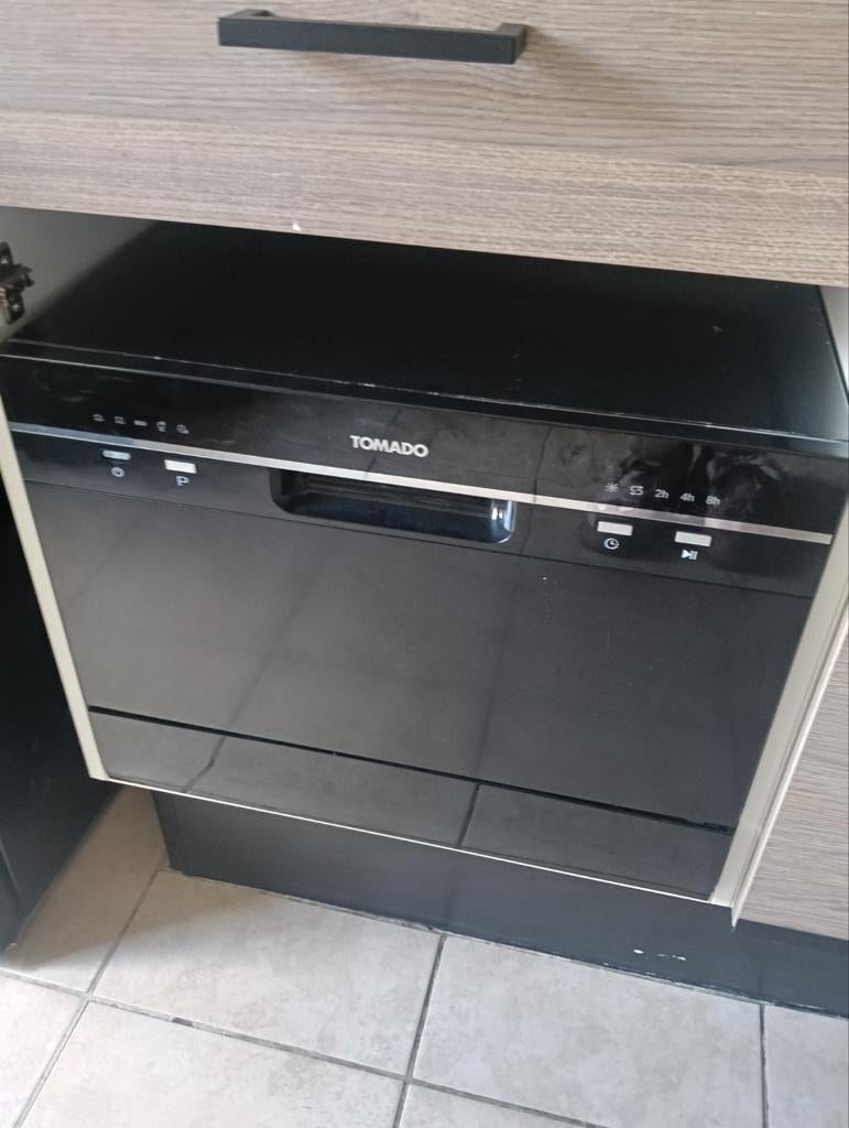 TOMADO TDW5501B mini vaatwasser, Ophalen, Minder dan 85 cm, Minder dan 10 liter, Zo goed als nieuw