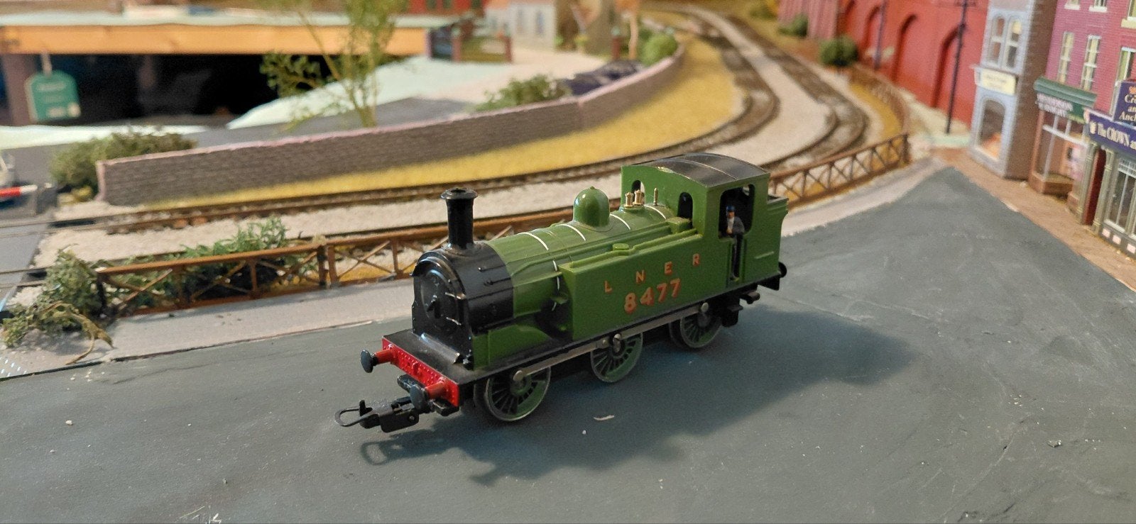 Hornby 0-6-0 Locomotief LNER 8477 Groen, Overige merken, Gebruikt, Ophalen of Verzenden, Gelijkstroom