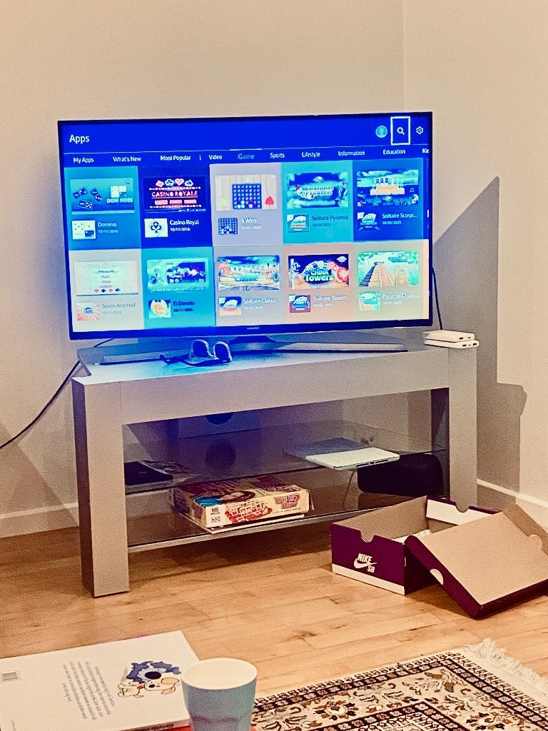 Smart TV plus stand - koopje!, Audio, Tv en Foto, Televisies, Ophalen, LED, 50 Hz, HD Ready (720p)