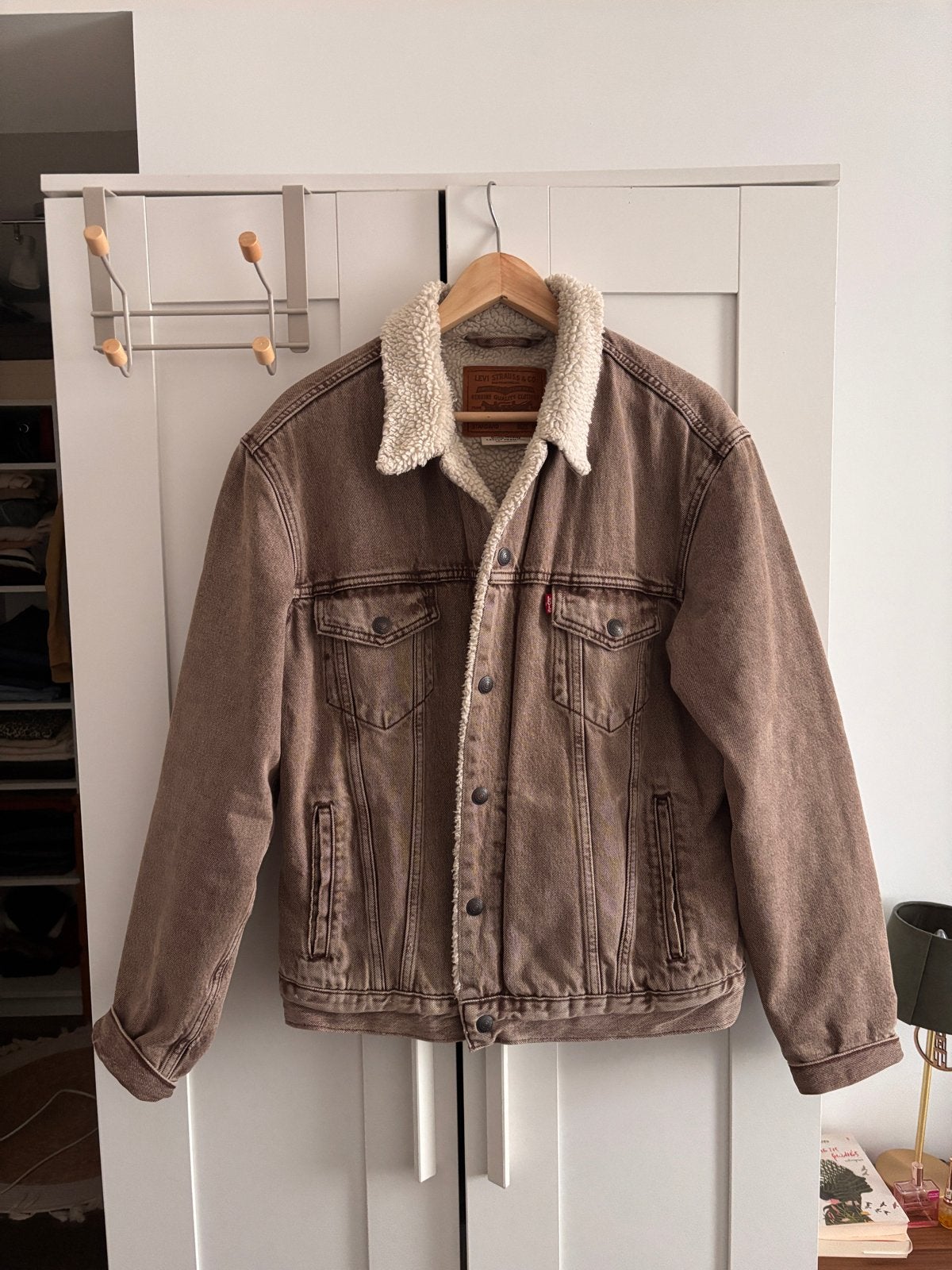 Levi's Sherpa Trucker Jacket - Maat M - Bruin, Ophalen of Verzenden, Gedragen, Maat 48/50 (M), Bruin