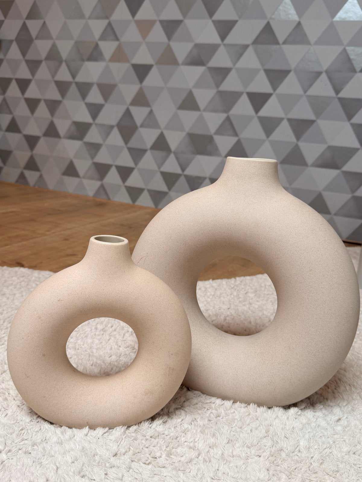 H&M Home decoratieve vazen set - Beige, Beige, Ophalen of Verzenden, Zo goed als nieuw, Geschikt voor droogbloemen