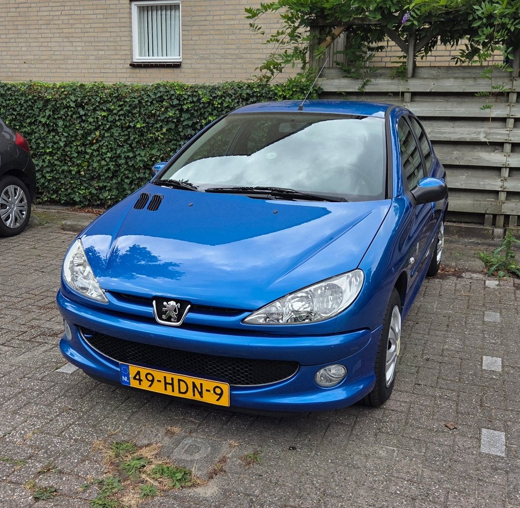 Peugeot 206 1.4 5D 2008 Blauw, Auto's, Voorwielaandrijving, 31 €/maand, 4 cilinders, Blauw