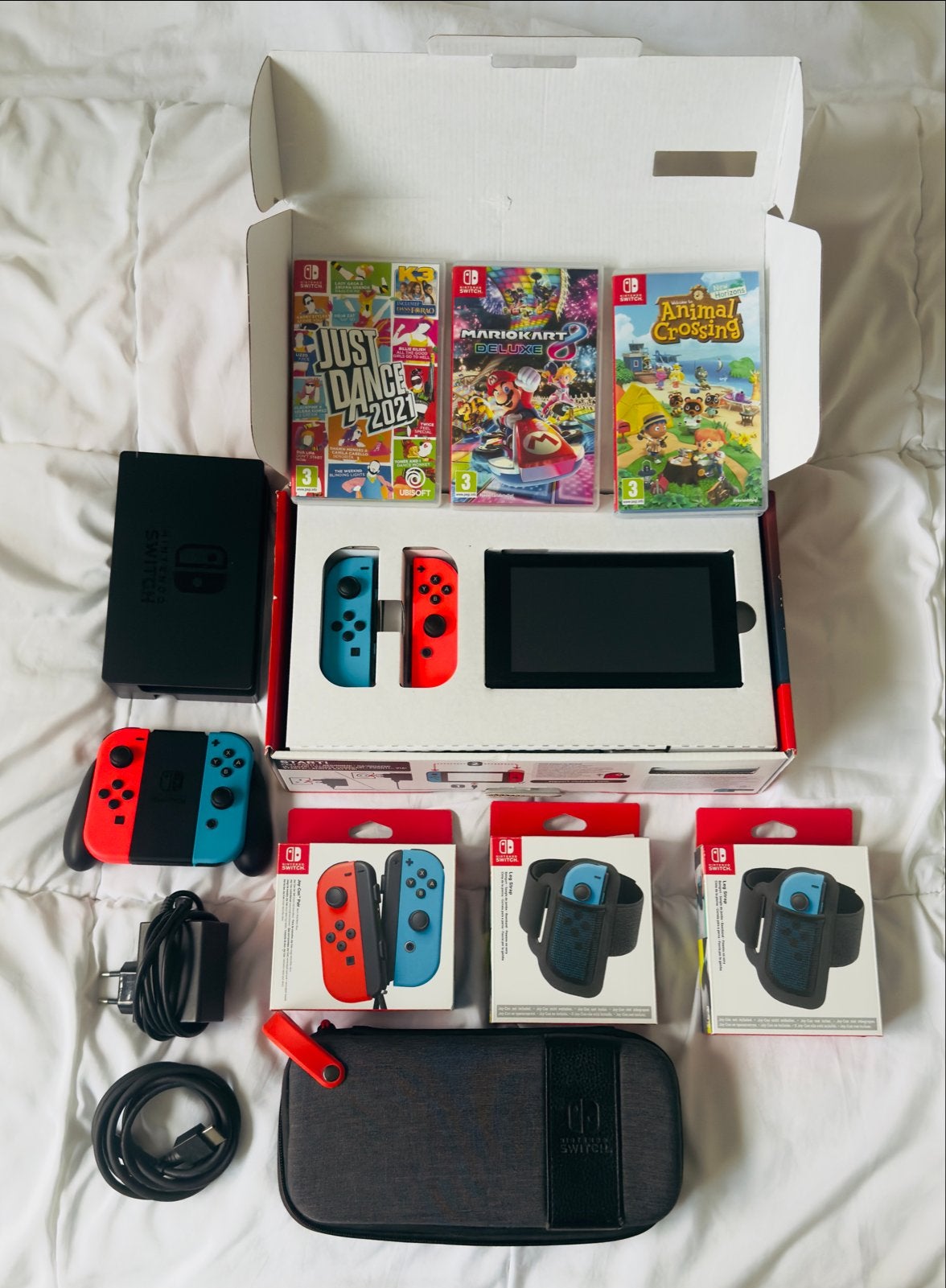 Nintendo Switch (2019 Upgrade) met 3 games en extra's, Spelcomputers en Games, Spelcomputers | Nintendo Switch, Switch 2019 Upgrade