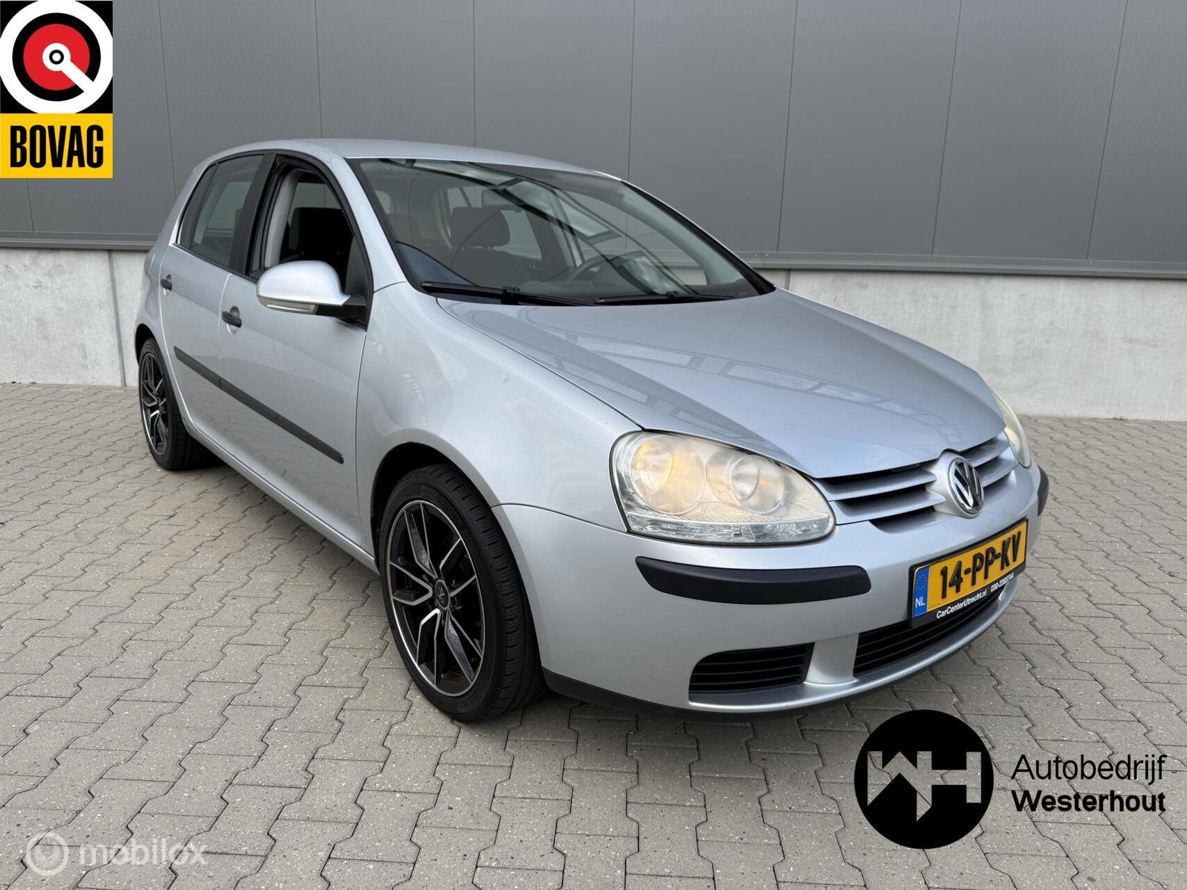 Volkswagen Golf 1.4 FSI Trendline Airco Sportvelgen, Voorwielaandrijving, Navigatiesysteem, Gebruikt, 4 cilinders