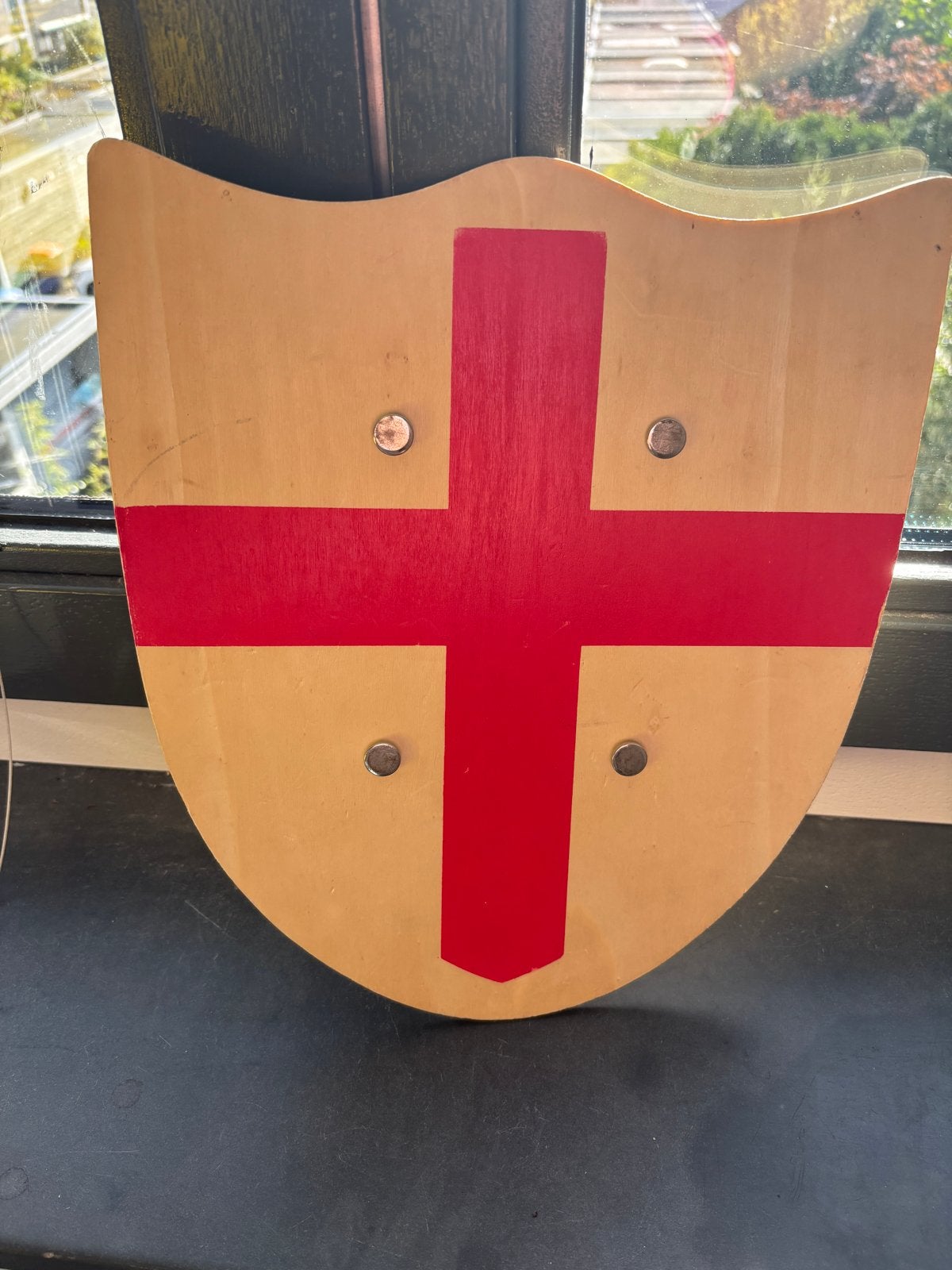 Houten Ridderschild met rood kruis - Speelgoed, Kinderen en Baby's, Ophalen of Verzenden, Gebruikt