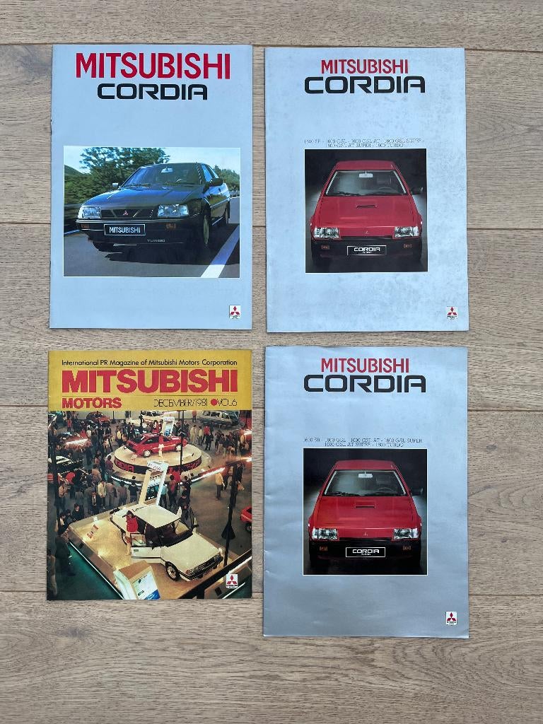 MITSUBISHI CORDIA FOLDERS, Ophalen of Verzenden, Gelezen, Mitsubishi