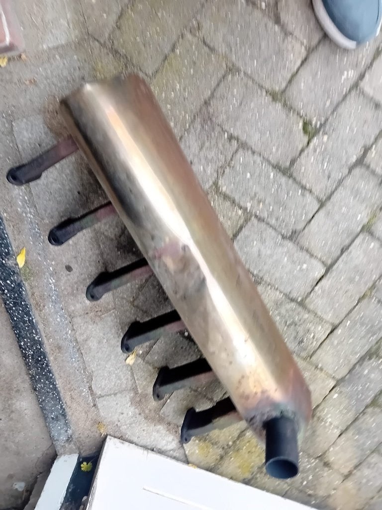 Uitlaatdemper deutz, Ophalen