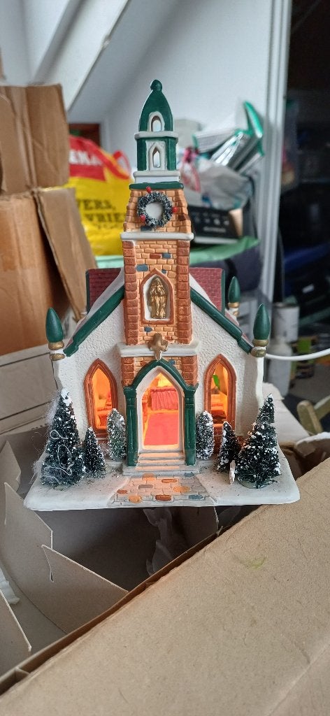 Vintage dickensville kerk noma met doos jaren 90, Diversen, Ophalen of Verzenden, Zo goed als nieuw