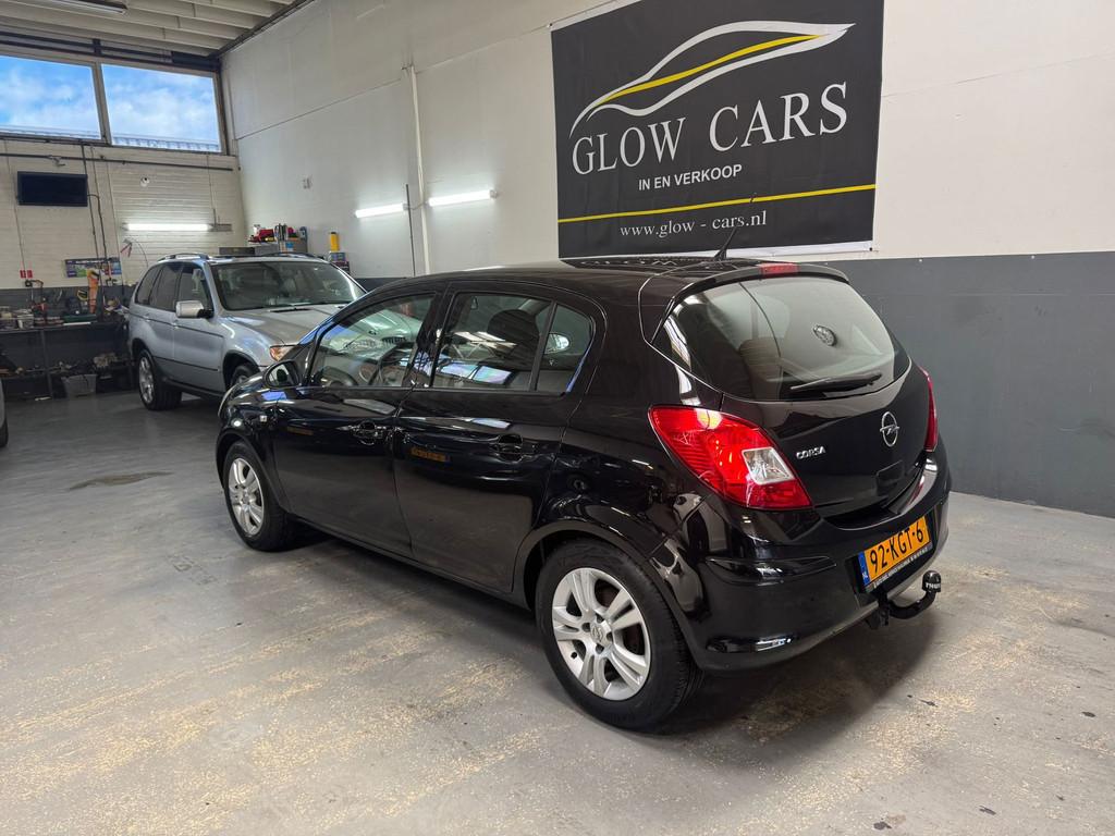 Opel Corsa 1.4-16V Enjoy | AIRCO | CRUISE | ELEK.RAMEN | APK, Voorwielaandrijving, Gebruikt, Zwart, 4 cilinders