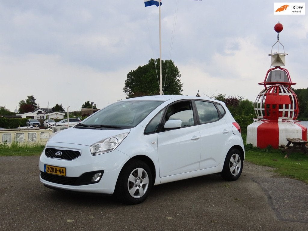 Kia Venga 1.4 CVVT Plus Pack *Cruise *Trekhaak, Voorwielaandrijving, Euro 5, Stof, Gebruikt