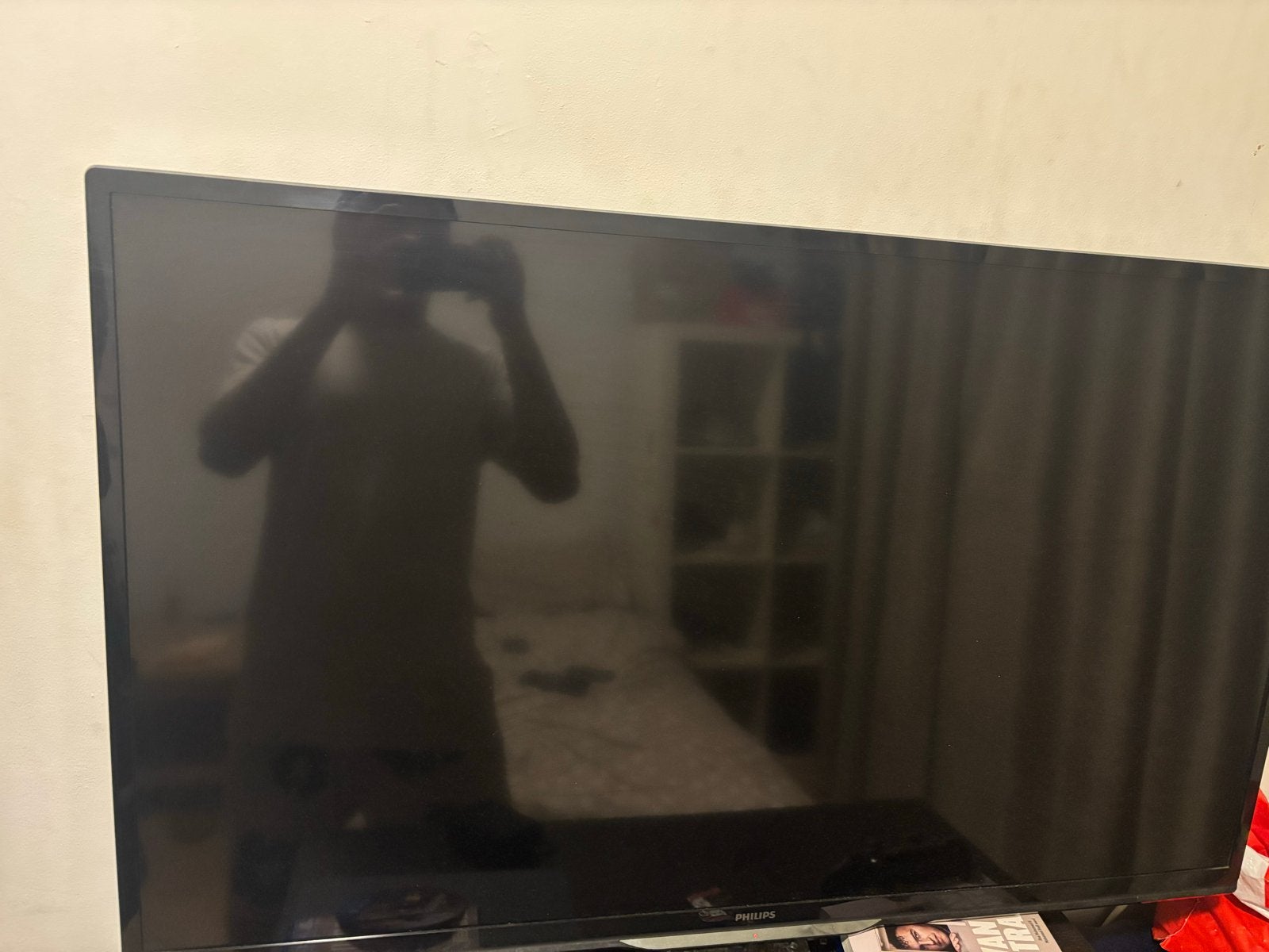 Philips 46 inch Smart TV - 46PFL4208H/12 (voet defect), Ophalen, Philips, Gebruikt, 100 cm of meer