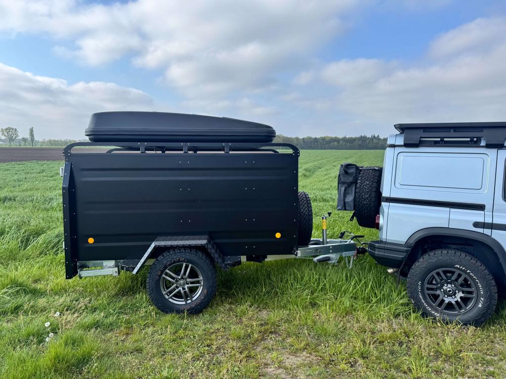 NIEUW Daktent voor op een aanhangwagen of op uw auto, Tot en met 2, Niet ingevuld, Nieuw, Niet ingevuld