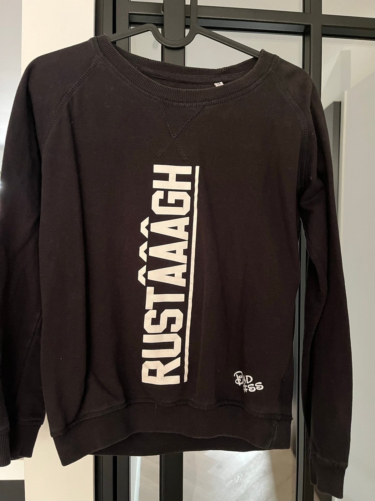 Zwarte Rustaagh sweater - Maat xs, Kleding | Dames, Ophalen of Verzenden, Gedragen, Maat 34 (XS) of kleiner, Zwart