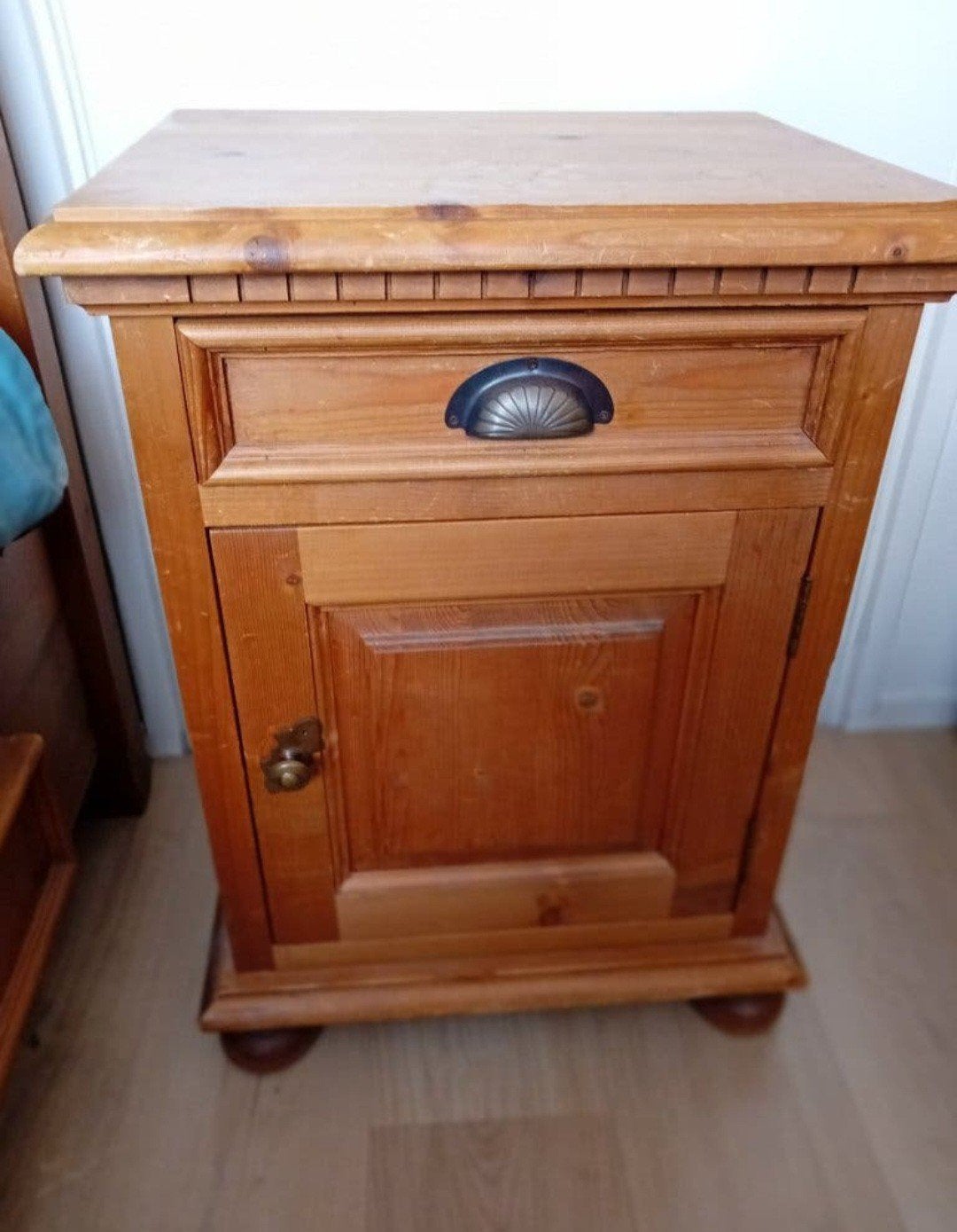 grenen nachtkastje, Ophalen, Gebruikt, Hout, Minder dan 45 cm