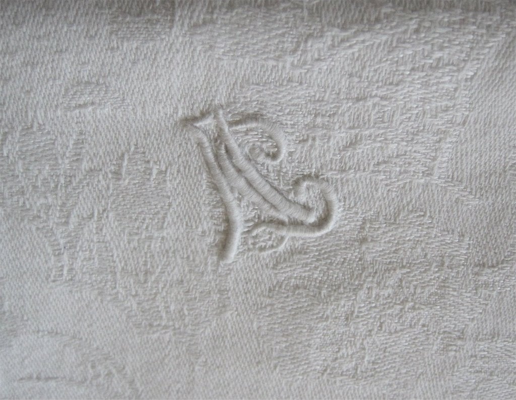 Antiek damasten dekservet met monogram LM, Ophalen of Verzenden