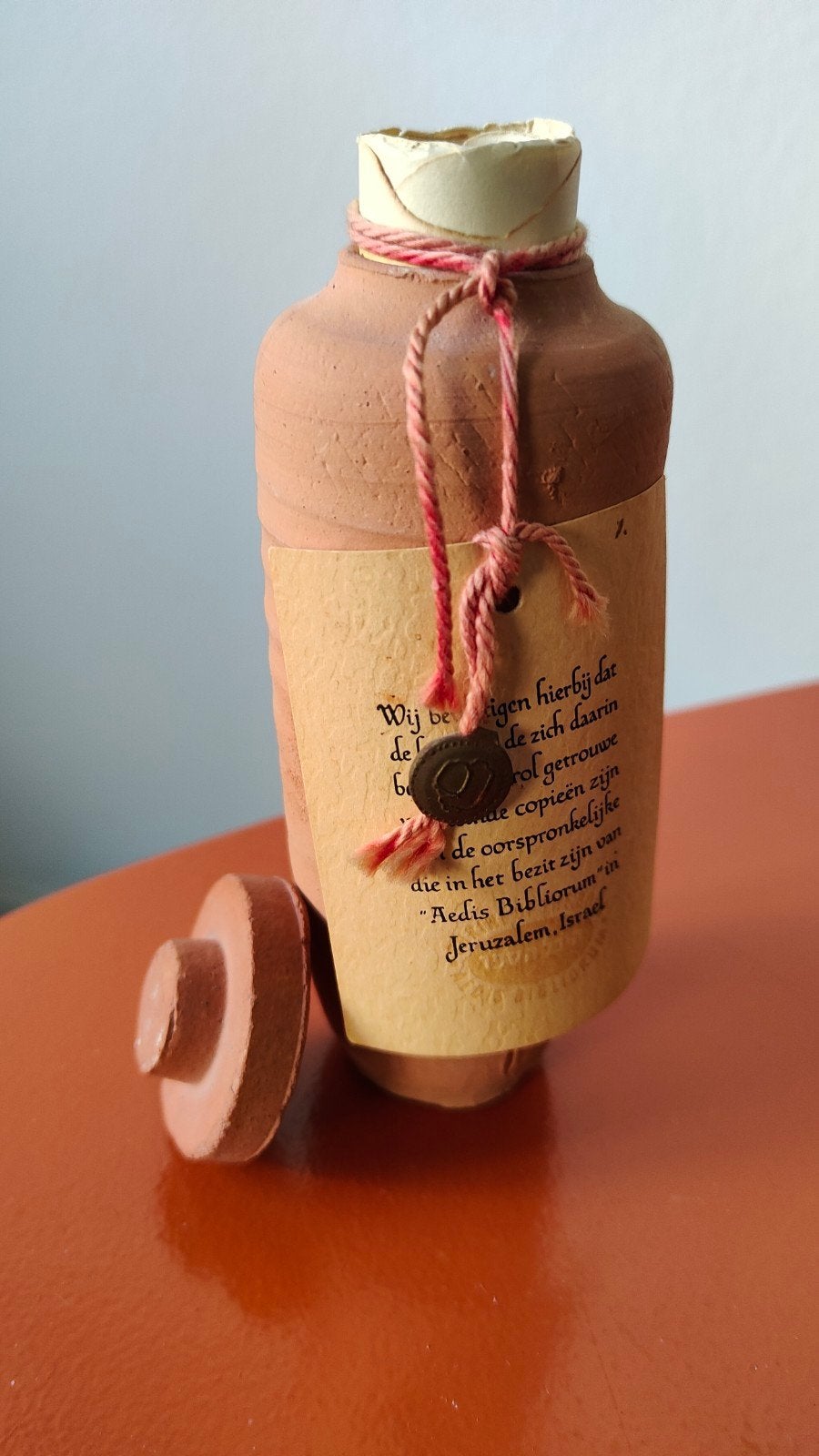 kleine replica kruik met Dode Zee rollen Jodendom Israël, Verzamelen, Ophalen of Verzenden, Zo goed als nieuw, Overige typen, Jodendom