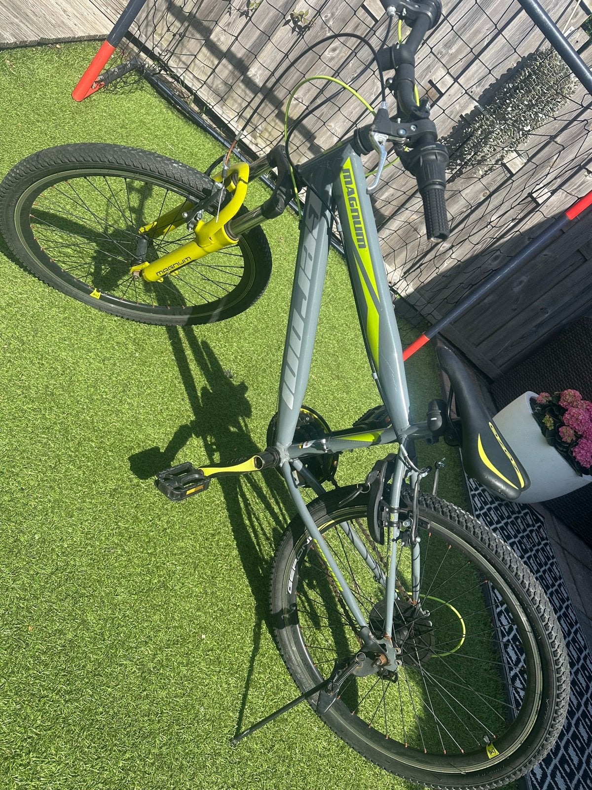 Magnum Geroni 24 inch jongens mountainbike - Zo goed als nie, Overige merken, Versnellingen, Zo goed als nieuw, Minder dan 49 cm