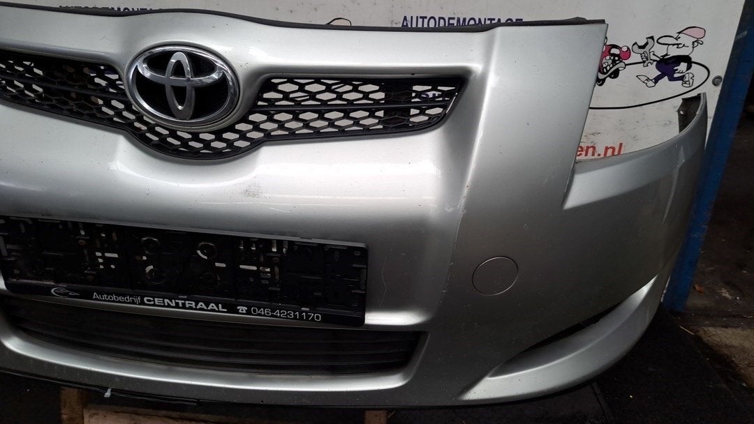 Toyota Auris Bumper - 2012, Auto-onderdelen, Carrosserie en Plaatwerk, Gebruikt, Voor, Ophalen of Verzenden, Toyota