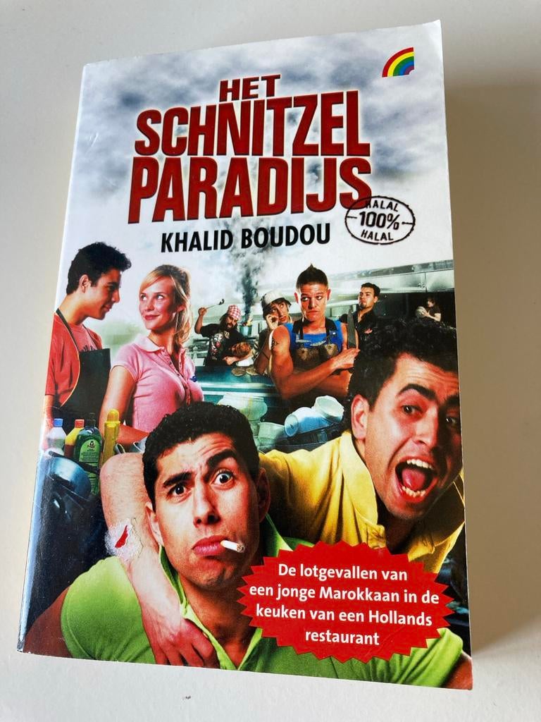 Het Schnitzelparadijs - Khalid Boudou (Boek), Boeken, Romans, Zo goed als nieuw, Nederland, Ophalen of Verzenden