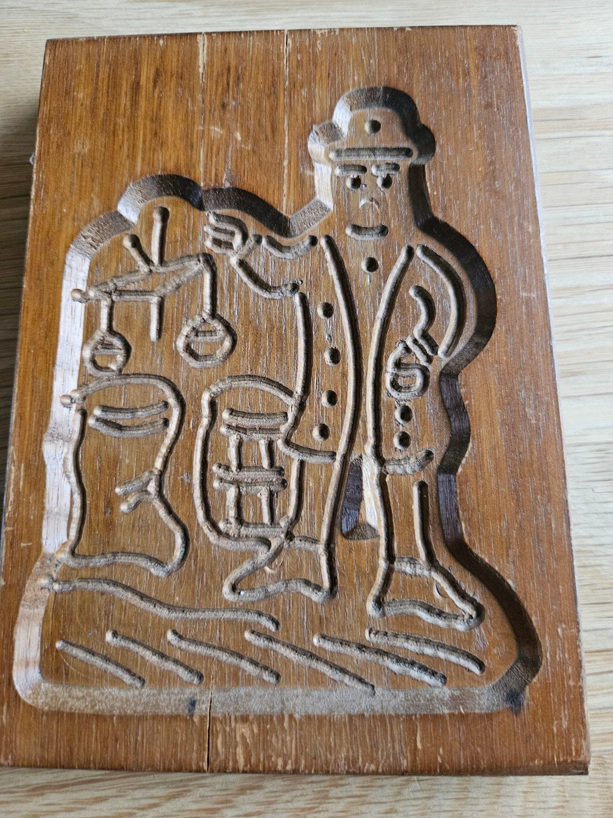 Vintage Speculaasplank - Bakker met Weegschaal, Ophalen of Verzenden