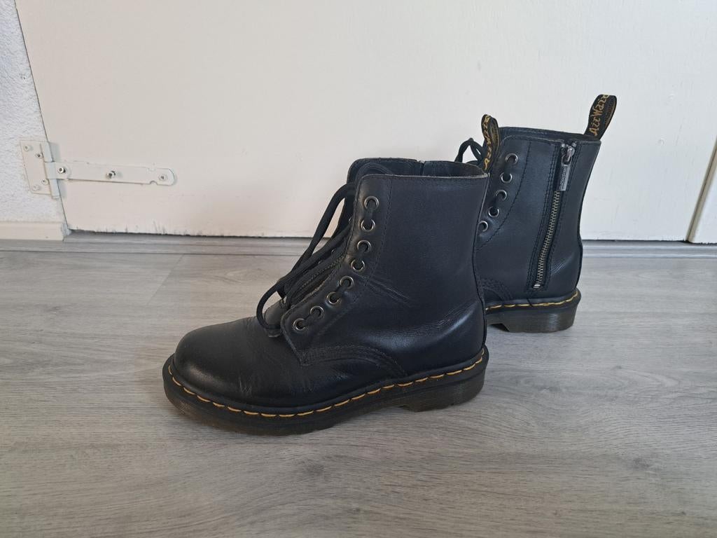 Zwarte Dr. Martens laarzen boots zwart maat 37, Kleding | Dames, Schoenen, Zwart, Lage of Enkellaarzen, Ophalen of Verzenden, Dr. Martens