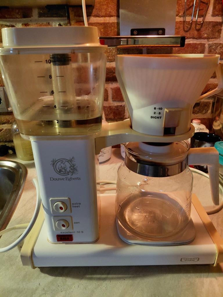Douwe Egberts Excellent-10 S Koffiezetapparaat, Witgoed en Apparatuur, Koffiezetapparaten, Gebruikt, 10 kopjes of meer, Koffiemachine