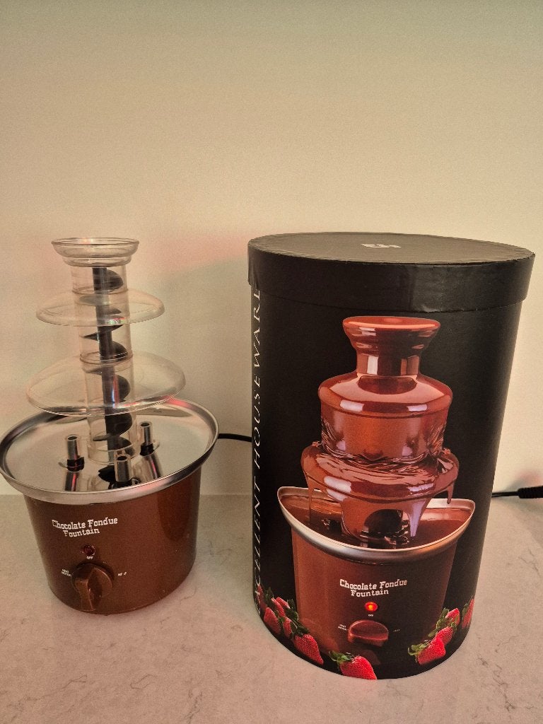 Excellent Houseware 3-Laags Chocoladefontein, Ophalen, Overige typen, Kunststof, Zo goed als nieuw